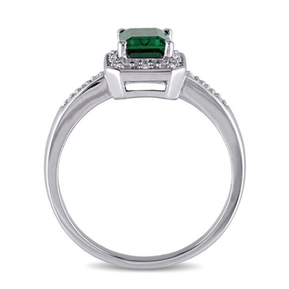 Emerald-Cut Lab-Created Ring in Sterling Silver 💍 - Picture 2 of 4